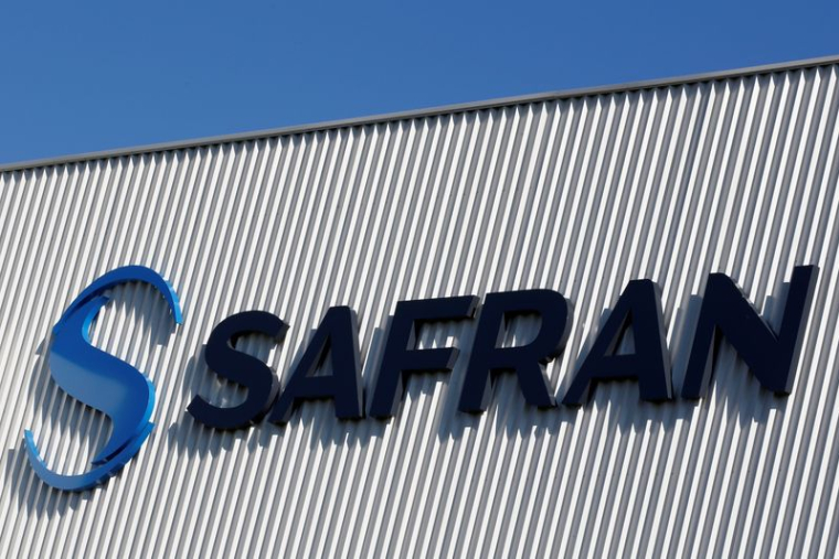 SAFRAN: LE CA SE STABILISE AU TROISIÈME TRIMESTRE, CONFIRME SES PRÉVISIONS