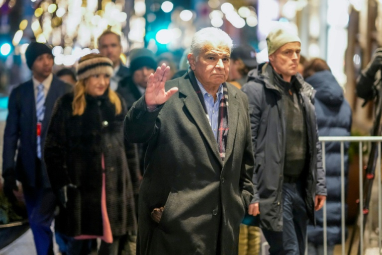 Le président et la Première dame du Panama, Jose Raul Mulino et Maricel de Mulino, arrivent au Grand Hotel d'Oslo  ( NTB / Cornelius Poppe )