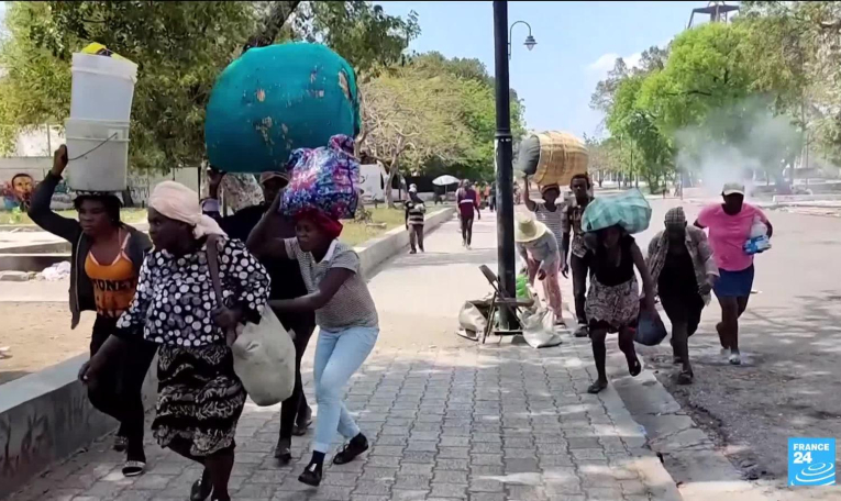 États-Unis : des citoyens américains évacués d'Haïti par hélicoptère