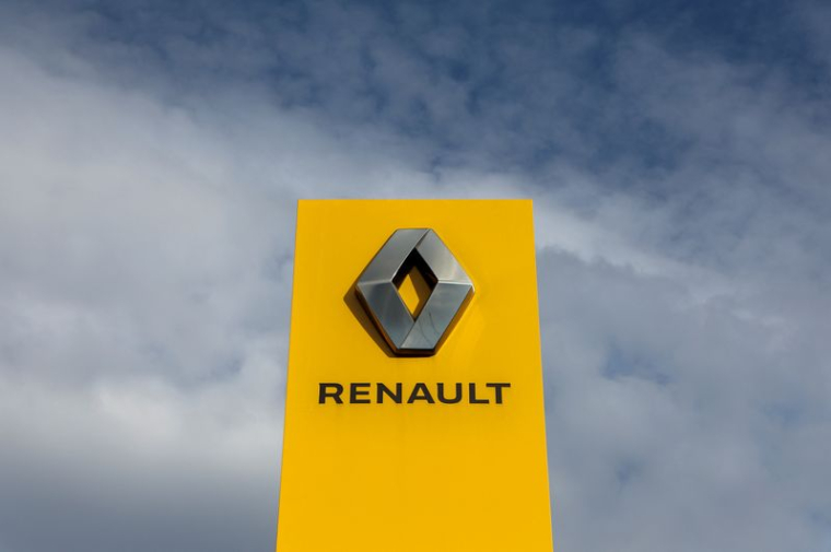 RENAULT: LES VOLUMES S'EFFONDRENT À CAUSE DE LA RUSSIE, L'ÉLECTRIQUE PROGRESSE