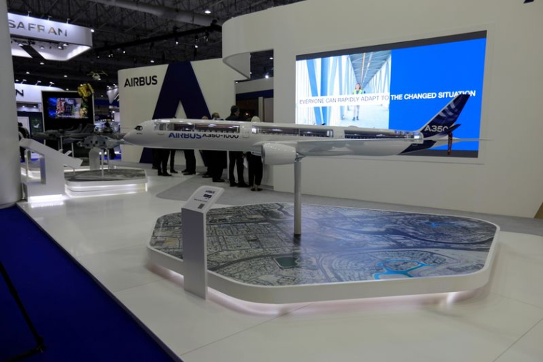 LES CONSTRUCTEURS AÉRONAUTIQUES ESPÈRENT PLUS DE CONTRATS AU SALON DE DUBAÏ