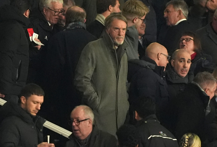 « Pas assez bons » et « surpayés », Jim Ratcliffe charge les joueurs de Manchester United