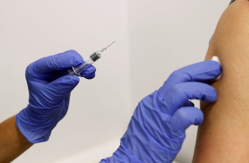 CORONAVIRUS: RÉSULTATS FAVORABLES DU CANDIDAT VACCIN DE SANOFI SUR L'ANIMAL
