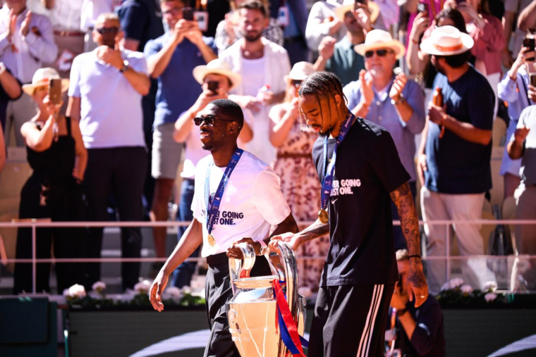 Des joueurs du PSG présentent la Ligue des champions à Roland-Garros