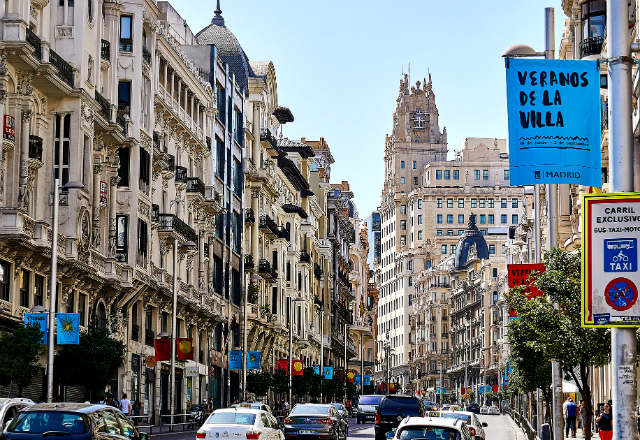 les expatriés vénézuéliens font grimper les prix de la pierre en Espagne.(Crédits:Pixabay naknaknak)