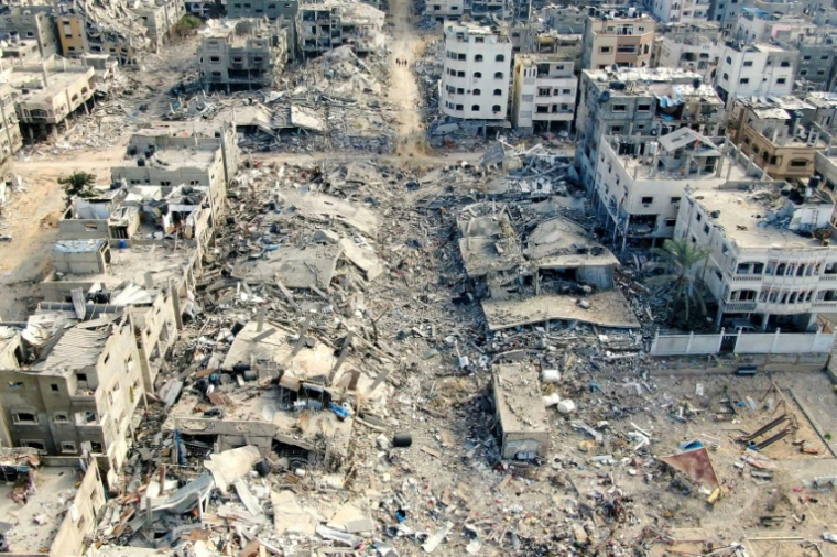 Les ruines de Beit Lahia après des bombardements d'Israël sur le nord de Gaza, le 26 décembre 2023 - - photo prise par Mohammed Abed, qui travaillait à Gaza pour l'Agence France-Presse jusqu'en avril 2024 ( AFP / Mohammed ABED )