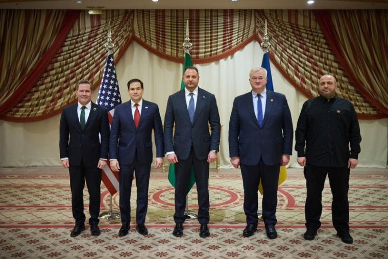 USA et Ukraine conviennent du principe d'une trêve avec la Russie