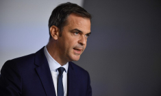 Olivier Véran à Paris, le 5 juillet 2023. ( AFP / JULIEN DE ROSA )