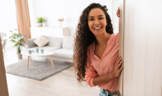 Le prêt immobilier BoursoBank est accessible à tous les profils professionnels (Crédits: Adobe Stock)