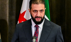 Le président intérimaire Ahmad al-Chareh, le 5 octobre 2025 à Damas, en Syrie ( AFP / LOUAI BESHARA )