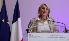 La ministre de la Santé, Stéphanie Rist, lors d'une conférence de presse faisant le point sur la situation concernant l'hantavirus, le 12 mai 2026 à Paris ( AFP / Thomas SAMSON )