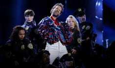 L'acteur Benjamin Lavernhe (C) lors de la 51e édition de la cérémonie des César à l'Olympia à Paris le 26 février 2026 ( AFP / Thomas SAMSON )
