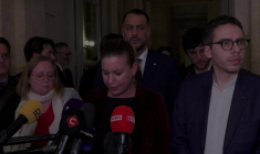 Budget de la Sécu: "le PS sauve Emmanuel Macron", affirme Mathilde Panot (LFI)