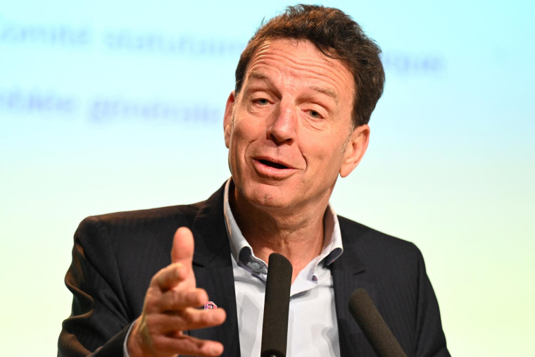 Le président du Medef Geoffroy Roux de Bezieux à Paris le 18 janvier. ( AFP / BERTRAND GUAY )