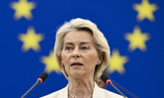 Ursula von der Leyen à Strasbourg, le 16 septembre 2026. ( AFP / JEAN-CHRISTOPHE VERHAEGEN )