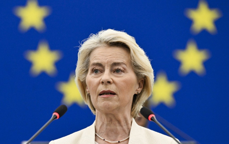 Ursula von der Leyen à Strasbourg, le 16 septembre 2026. ( AFP / JEAN-CHRISTOPHE VERHAEGEN )