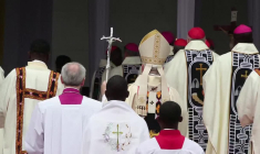 Cameroun : le pape Léon XIV préside une messe à l'aéroport international de Bamenda