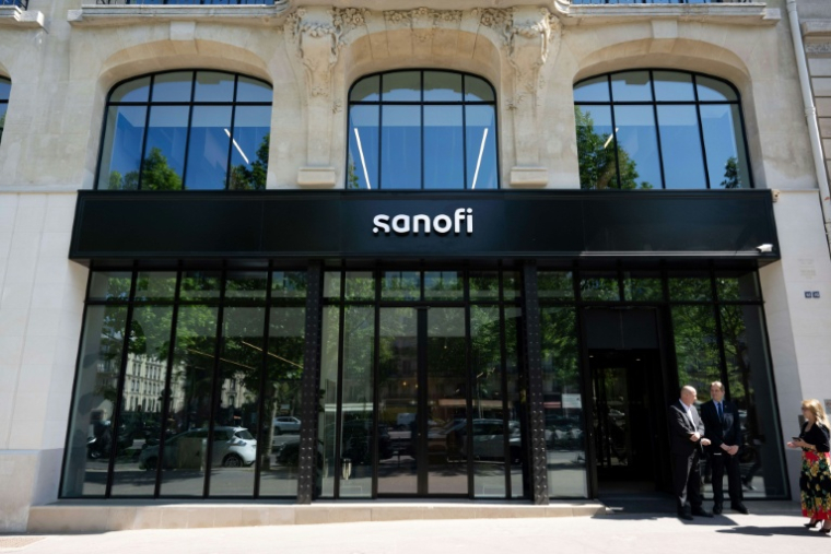 Le siège social parisien du géant pharmaceutique Sanofi. ( AFP / ALAIN JOCARD )