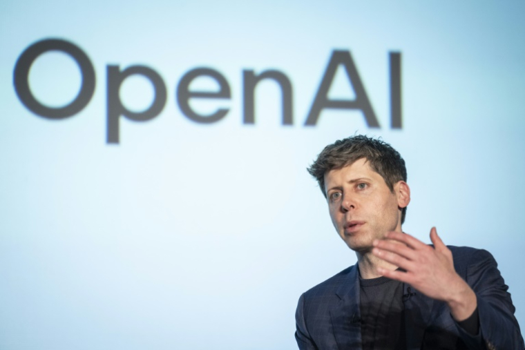 Le patron d'OpenAi, Sam Altman, le 3 février 2025 à Tokyo ( AFP / Yuichi YAMAZAKI )