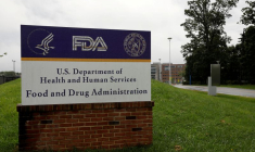 LA FDA AMÉRICAINE PRÉPARE L'AUTORISATION EN URGENCE DU VACCIN DE MODERNA
