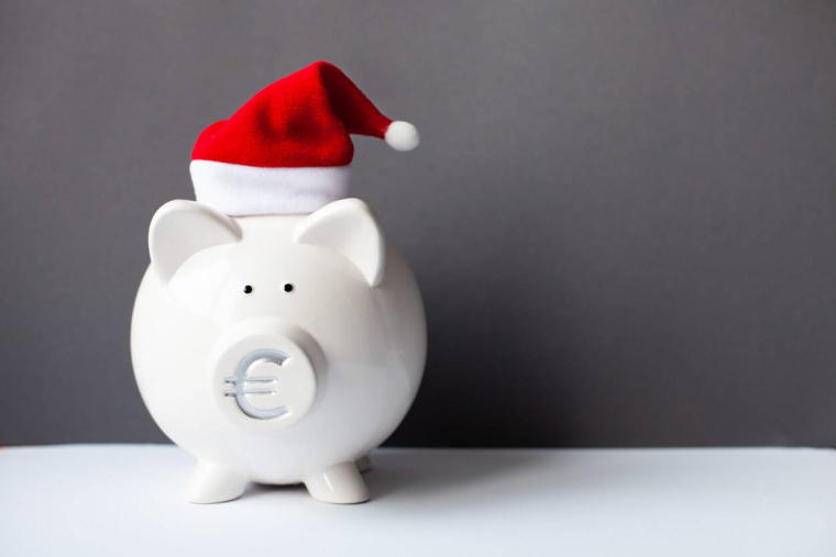 Prime de Noël 2025 : quand arrive-t-elle sur votre compte ? / iStock.com - Natallia Dzenisenka