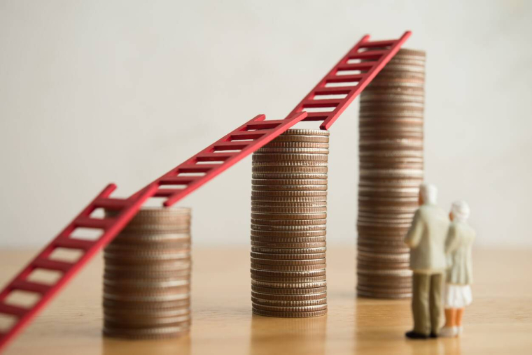 Retraite complémentaire : combien rapportent réellement vos points Agirc-Arrco ? / iStock.com - Pla2na