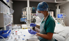 CORONAVIRUS: LE NOMBRE DE MALADES HOSPITALISÉS EN FRANCE RECULE POUR LE DEUXIÈME JOUR D'AFFILÉE