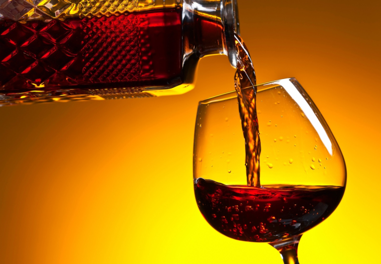 Des alcools d’excellence à prix d’or (Crédits photo : Shutterstock)
