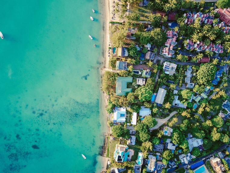 Sur l’île Maurice, des hôteliers vendent des villas à plus de 12 millions d’euros (Crédit photo: John O'Nolan - Unsplash)