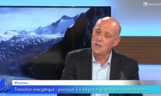 "Il y a sur le pétrole la plus grosse bulle de l'Histoire de l'économie, et elle va s'effondrer !" selon l'économiste Jeremy Rifkin