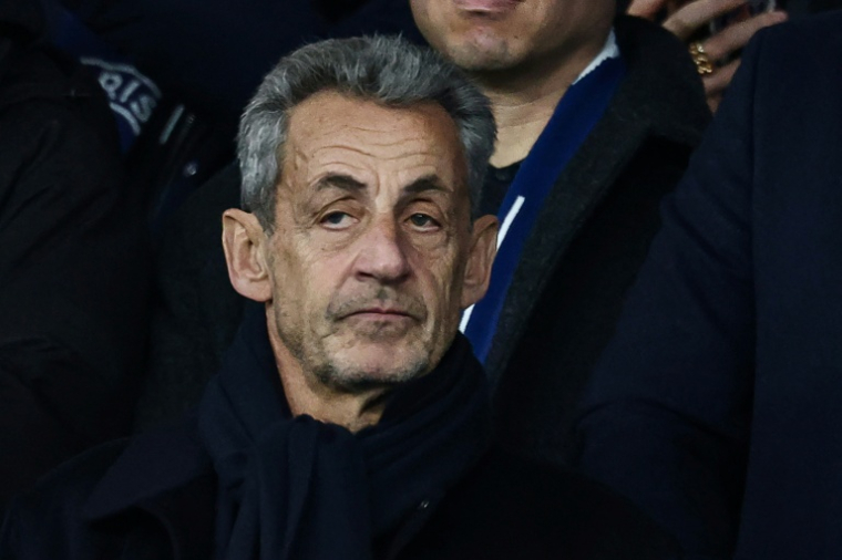 Nicolas Sarkozy au stade du Parc des Princes, à Paris, le 28 janvier 2026 ( AFP / FRANCK FIFE )