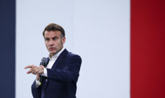 Emmanuel Macron à Chengdu, en Chine, le 5 décembre 2025. ( POOL / SARAH MEYSSONNIER )