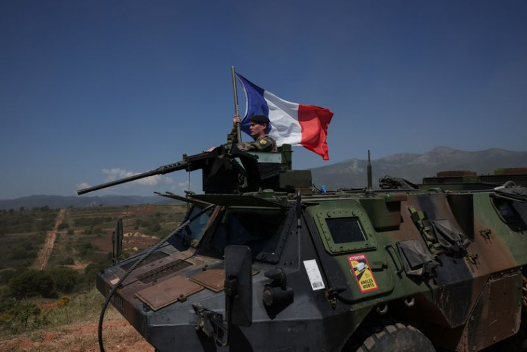 Un militaire de l'armée française lors d'un exercice militaire près de Xanthi, en Grèce