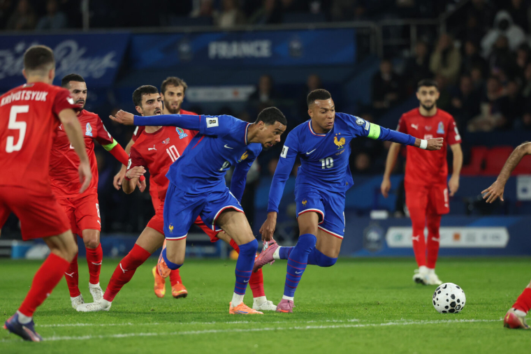 La France gagne sans régaler contre l'Azerbaïdjan