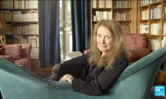 L'"autobiographie impersonnelle" d'Annie Ernaux, prix Nobel de littérature