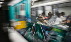 Scène dans le métro de la RATP, le 31 juillet 2026 à Paris ( AFP / Simon WOHLFAHRT )