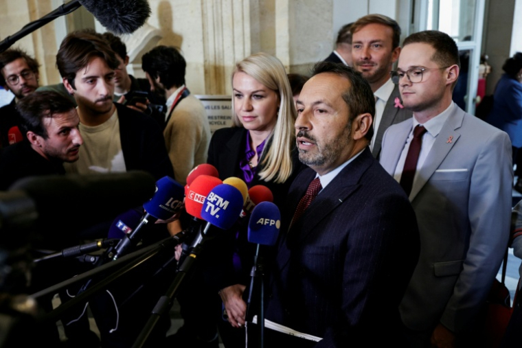 Les députés RN Sébastien Chenu et Hélène Laporte ont retrouvé les vice-présidences de l'Assemblée, le 1er octobre 2025 ( AFP / STEPHANE DE SAKUTIN )