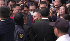 Thaïlande: l'ancien Premier ministre Thaksin libéré de prison