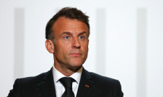 Un conseil de Défense et de Sécurité nationale présidé par Emmanuel Macron examine le 21 mai 2025 un rapport consacré aux frères musulmans qui met en garde contre une "menace pour la cohésion nationale" ( POOL / SARAH MEYSSONNIER )