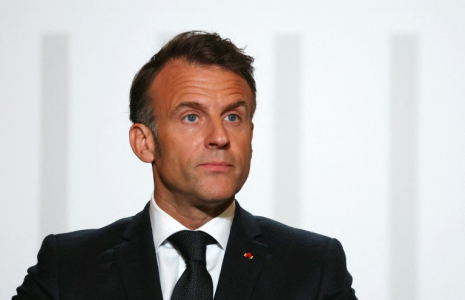 Un conseil de Défense et de Sécurité nationale présidé par Emmanuel Macron examine le 21 mai 2025 un rapport consacré aux frères musulmans qui met en garde contre une "menace pour la cohésion nationale" ( POOL / SARAH MEYSSONNIER )