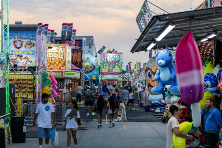 Une allée à la foire d'Etat du Nebraska le 4 septembre 2026 à Grand Island (Etats-Unis) ( AFP / Austin Johnson )