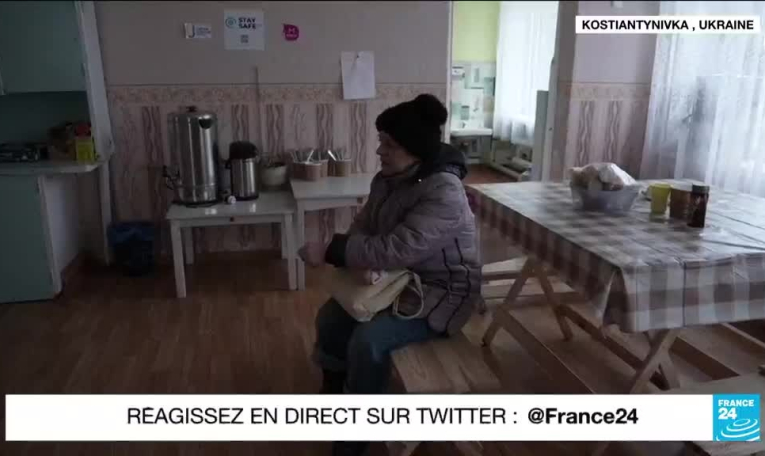 À Bakhmout, combats intenses et des civils en première ligne