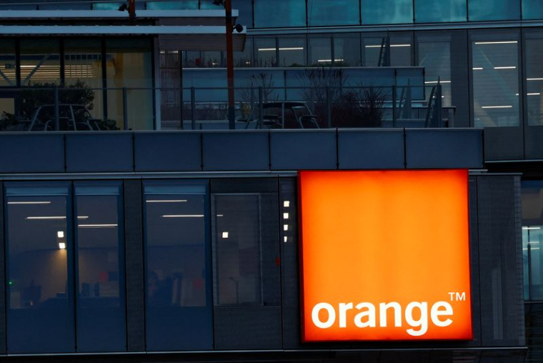 Siège social de l'opérateur de télécommunications français Orange à Issy-les-Moulineaux, près de Paris