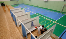 LA FRANCE VA FOURNIR 100.000 DOSES DU VACCIN PFIZER/BIONTECH À LA RÉPUBLIQUE TCHÈQUE