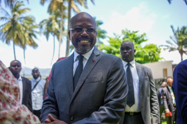 L'opposant gabonais Alain-Claude Bilie By Nze, à Libreville, le 14 avril 2025 ( AFP / Nao Mukadi )