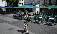 Dans une rue de Nantes, dans l'ouest de la France, le 23 juin 2026 ( AFP / Sebastien Salom-Gomis )