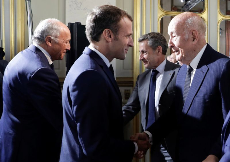 EMMANUEL MACRON S'EXPRIMERA À 20H00 POUR RENDRE HOMMAGE À VALÉRY GISCARD D'ESTAING