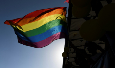 L’association L'autre cercle estime que le climat se durcit vis-à-vis des personnes LGBT+ dans le monde du travail, et dénonce une banalisation des propos hostiles et une hausse des discriminations ( AFP / Pau BARRENA )