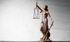 Les tribunaux sont-ils devenus plus sévères avec les victimes de fraudes bancaires ? ( Crédits photo: © Kaspars Grinvalds - stock.adobe.com)
