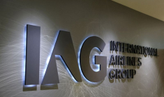 Logo d'IAG (International Airlines Group) au siège de British Airways et au siège d'IAG à Harmondsworth, à l'ouest de Londres
